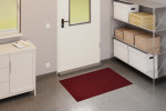 Milieubild Garage mit Metallregal, Schrank und Kokosmatte bordeaux 060 80 cm - Entrada