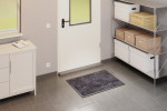 Milieubild Garage mit Metallschrank und Kommode mit Fußmatte KLASSIK Nylonfaser 681 anthrazit meliert 60 x 85 cm - Entrada