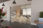 Milieubild von Selina Motiv klar 2-flg. Glaspendeltür mit zwei festen Seitenteilen DORMA Mundus BTS Variante 6 - Erkelenz
