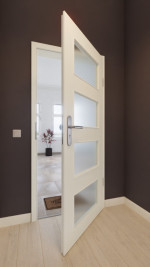 Front-Milieuansicht von GARANT Wohnungseingangstür 9417-60 Snow White CePaL mit Lichtausschnitt LA-11