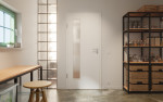 Front-Milieuansicht von GARANT Schallschutztür D354-60 Designer White Resopal mit Lichtausschnitt LA-4 bandseitig