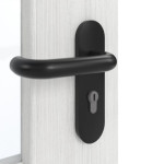 Detailansicht der Oberfläche von GARANT Brandschutztür T30 Authentic Grigio GCK08 mit Lichtausschnitt LA-6