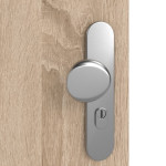 Detailansicht der Oberfläche von GARANT Wohnungseingangstür Authentic Eiche GCK08 mit Lichtausschnitt LA-4 bandseitig