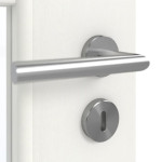 Detailansicht der Oberfläche von GARANT Doppelflügeltür inkl. Zarge Authentic Bianco CPL mit Lichtausschnitt LA-DIN Sprosse SP10