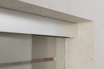 Detailansicht von Ufficio Motiv klar Glasschiebetür mit zwei festen Seitenteilen Sigma Flexible Variante 2 - Erkelenz