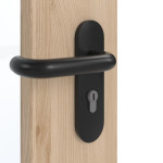 Detailansicht der Oberfläche von GARANT Rauchschutztür Authentic Achat GCK08 mit Lichtausschnitt LA-DIN