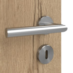 Detailansicht der Oberfläche von GARANT Schallschutztür Authentic Risseiche GCK08 mit Lichtausschnitt LA-8