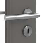 Detailansicht der Oberfläche von HÖRMANN Doppelflügeltür Staubgrau RAL 7037 Duradecor ProLine mit Lichtausschnitt LA-DIN mit Zarge