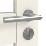Detailansicht der Oberfläche von GARANT Doppelflügeltür Sylt Weißlack 9010 CePaL mit Lichtausschnitt STL4/4 mit Zarge