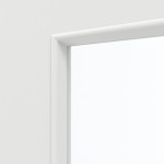 Detailansicht des Lichtausschnitts von GARANT Rauchschutztür Matt Weißlack 9016 G-TEC mit Lichtausschnitt LA-8