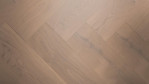 TH-parkett-herringbone-collection-eiche-seeland-1101312531-Close_1