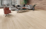 Ansicht Wohnzimmer von Eiche creme strukturiert 1-Stab SPC Rigid silent Designboden Vinyl - Wiparquet