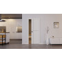 Front-Milieuansicht der in der Wand laufenden Linea Black M23 Weißlack RAL 9016 Schiebetür - Deine Tür
