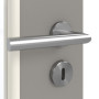Detailansicht der Oberfläche von GARANT Zimmertür U12115SD Platingrau GHK08 mit Lichtausschnitt LA-DIN Sprosse SP4