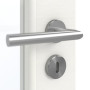 Detailansicht der Oberfläche von GARANT Zimmertür Quer Authentic Bianco CPL mit Lichtausschnitt LA-3 Sprosse SP4
