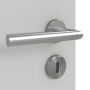Detailansicht der Oberfläche von GARANT Zimmertür D92-60 Dove Grey Resopal mit Lichtausschnitt LA-5 bandseitig Sprosse SP10