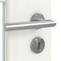 Detailansicht der Oberfläche von GARANT Zimmertür Authentic Bianco GCK08 mit Lichtausschnitt LA-6 Sprosse SP1