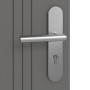 Detailansicht der Oberfläche von HÖRMANN Wohnungseingangstür Groove 21 Staubgrau RAL 7037 Lack DesignLine