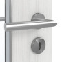Detailansicht der Oberfläche von GARANT Feuchtraumtür Authentic Grigio GCK08 mit Lichtausschnitt LA-DIN