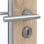 Detailansicht der Oberfläche von GARANT Feuchtraumtür Authentic Eiche GCK08 mit Lichtausschnitt LA-4 schlossseitig