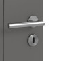 Detailansicht der Oberfläche von HÖRMANN Innentür Groove 20 Staubgrau RAL 7037 Lack DesignLine mit Lichtausschnitt LA 24 mittig