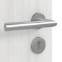 Detailansicht der Oberfläche von GARANT Objektinnentür Authentic Grigio GCK08 mit Lichtausschnitt LA-5 bandseitig