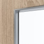Detailansicht des Lichtausschnitts von GARANT Feuchtraumtür Authentic Eiche GCK08 mit Lichtausschnitt LA-4 schlossseitig