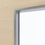 Detailansicht des Lichtausschnitts von GARANT Feuchtraumtür Quer Authentic Sand GCK08 mit Lichtausschnitt LA-9